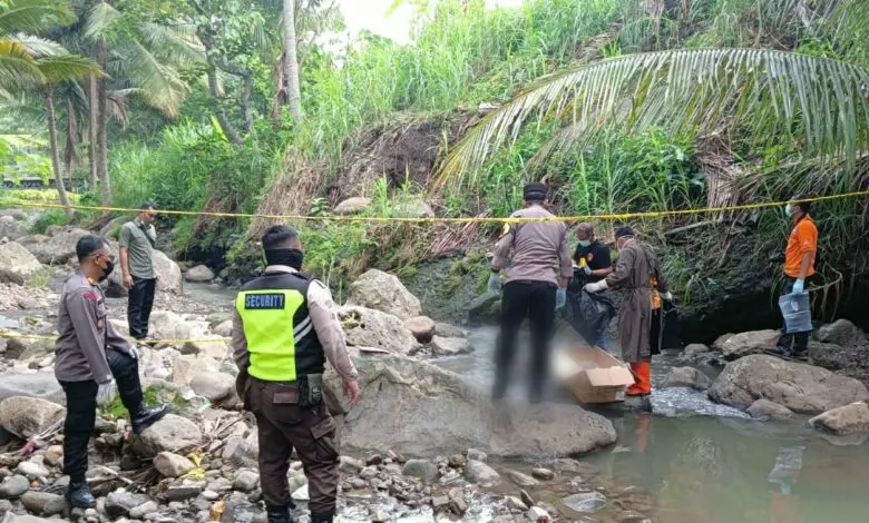 Pengunjung Wisata Cimory Ungaran Dikagetkan Penemuan Mayat Bayi Pengunjung Wisata Cimory Ungaran Dikagetkan Penemuan Mayat Bayi