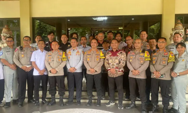 Dishub dan Polrestabes Semarang Lakukan Koordinasi Tangani Balap Liar Dishub dan Polrestabes Semarang Lakukan Koordinasi Tangani Balap Liar