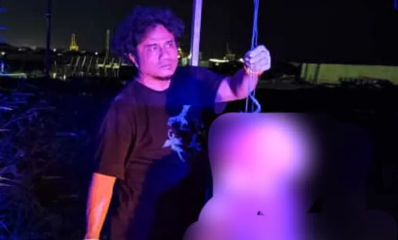 Kakek Tanpa Identitas Tewas Gantung Diri di Tambak Lorok Kakek Tanpa Identitas Tewas Gantung Diri di Tambak Lorok
