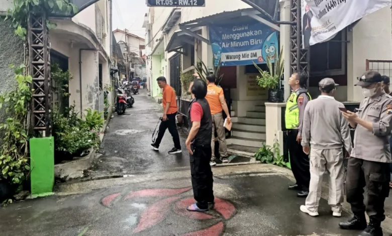 Seorang Kakek Tewas Tersengat Listrik di Semarang Seorang Kakek Tewas Tersengat Listrik di Semarang