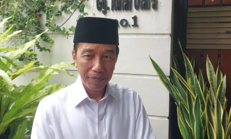 Merasa Difitnah. Jokowi: “Sabar Ada Batasnya” Merasa Difitnah. Jokowi: “Sabar Ada Batasnya”