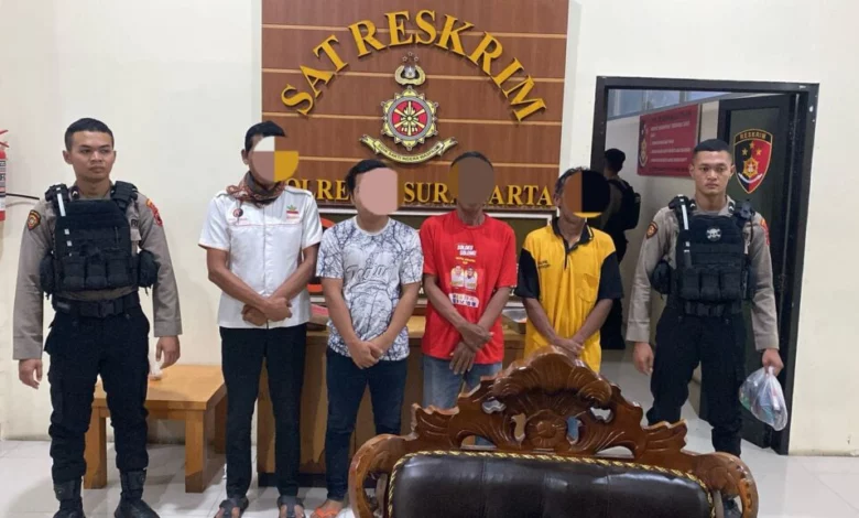Empat Penjudi di Solo Ditangkap Polisi Empat Penjudi di Solo Ditangkap Polisi