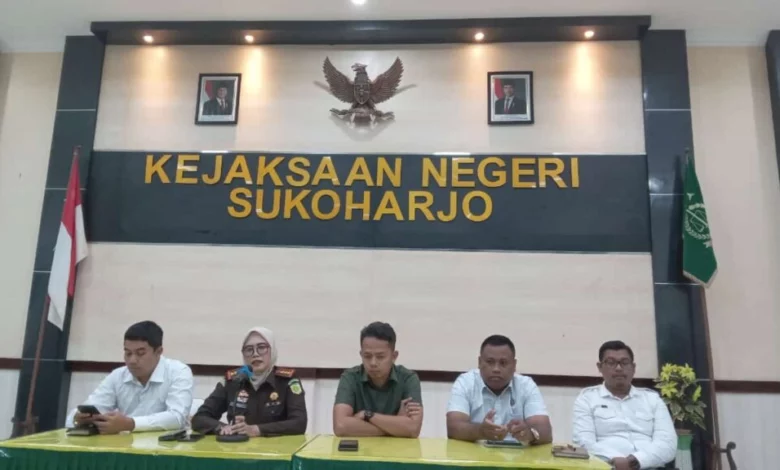 Kejari Sukoharjo Dalami Dugaan Korupsi Dana Desa di Kecamatan Gatak Kejari Sukoharjo Dalami Dugaan Korupsi Dana Desa di Kecamatan Gatak