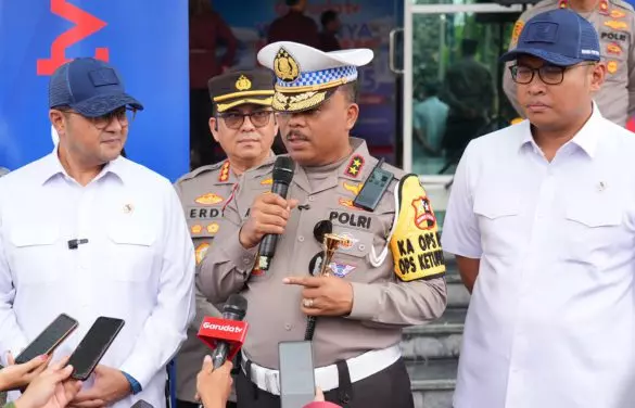 Kakorlantas Sebut Kebijakan WFA Berdampak Positif dalam Arus Mudik Kakorlantas Sebut Kebijakan WFA Berdampak Positif dalam Arus Mudik