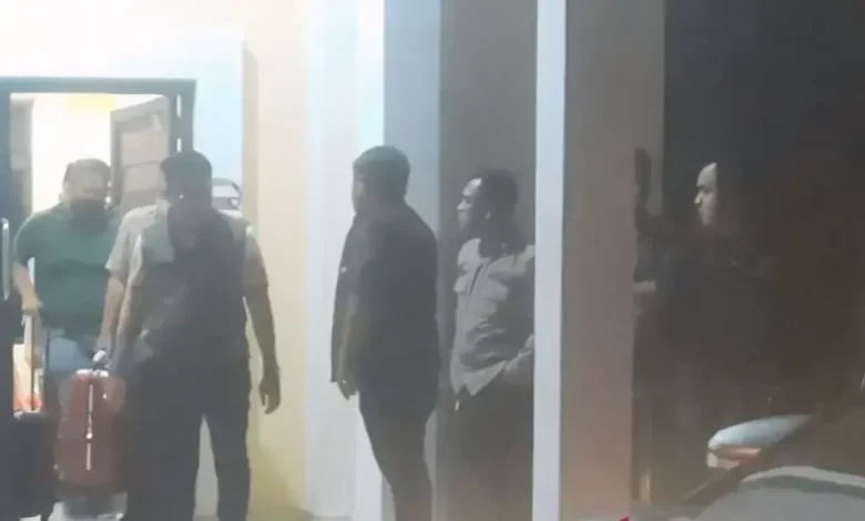KPK Tangkap Pejabat Dinas PUPR di Kabupaten Ogan Komering Ulu KPK Tangkap Pejabat Dinas PUPR di Kabupaten Ogan Komering Ulu