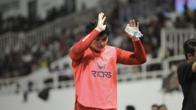 Hina Keluarga, Kiper PSIS Adi Satryo Somasi Dua Akun Medsos