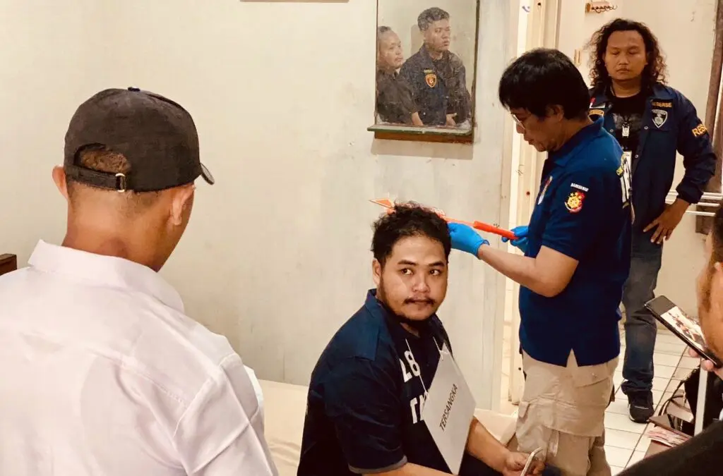 Tersangka Pembunuhan Gadis Open BO di Semarang Jalani Rekonstruksi