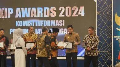 Pemkab Kendal dan RSUD Soewondo Raih KIP Jateng Award