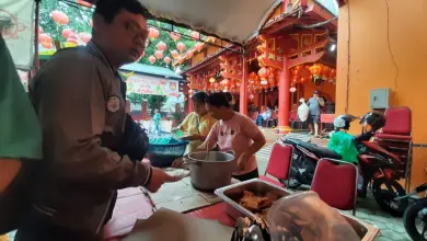 Klenteng Hok Tik Bio Pati Sediakan Makan Gratis Untuk Umum
