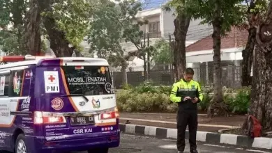 Pembonceng Motor Tewas dalam Kecelakaan Tunggal di Semarang