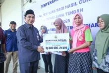 Pemprov Jateng Salurkan DBHCHT untuk Pekerja Industri Tembakau