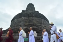 FOTO: Biksuni dari Mancanegara Peringati Hari Perempuan Internasional di Candi Borobudur