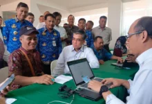 Mantan Pekerja PT Sritex Tandatangani Kontrak Kerja