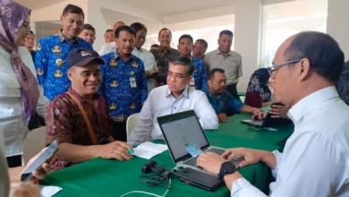 Mantan Pekerja PT Sritex Tandatangani Kontrak Kerja