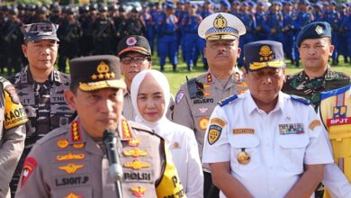Kapolri Pimpin Apel Gelar Pasukan Operasi Ketupat 2025 di Surabaya