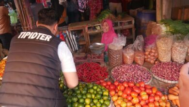 FOTO: Satgas Pangan Polrestabes Semarang Sidak 2 Pasar di Semarang