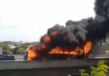 Bus PO Haryanto Terbakar di Tol Krapyak Semarang