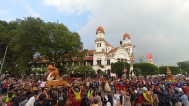 FOTO: Pawai Ogoh-Ogoh di Semarang